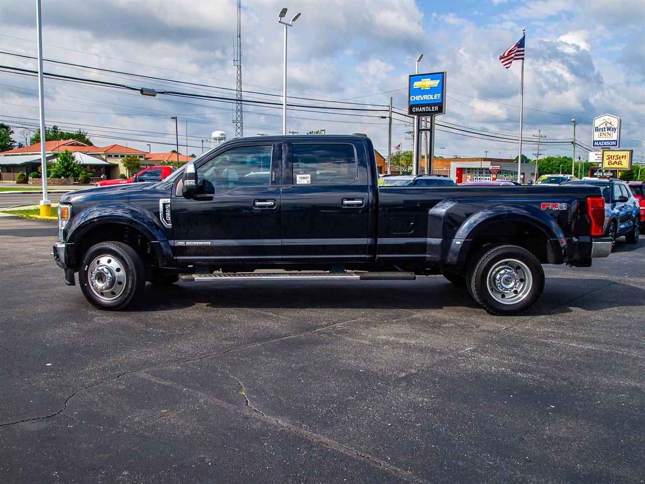 Ford Super Duty F-450 DRW King Ranch 4WD Crew Cab 8' Box 2020