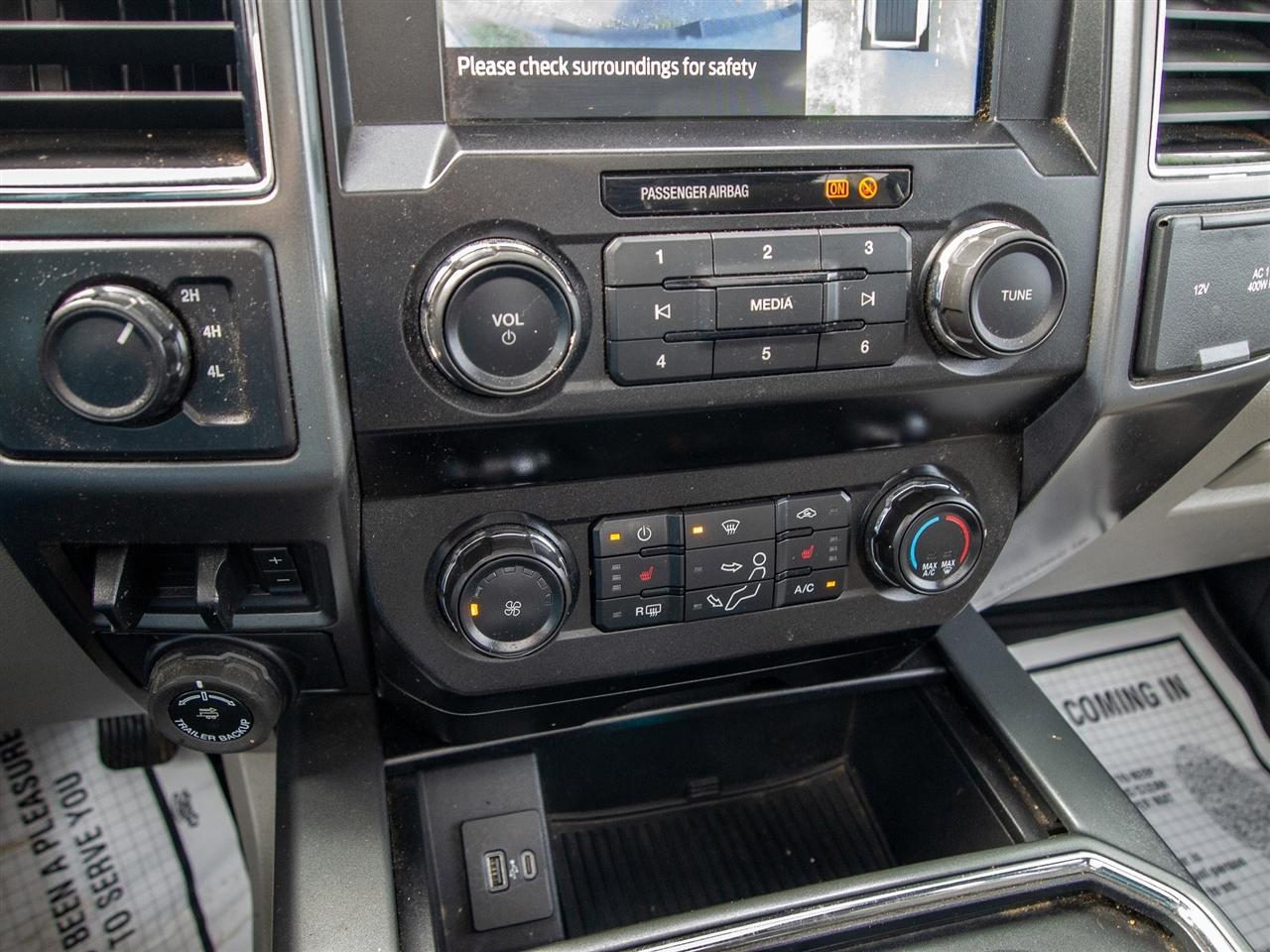 Ford Super Duty F-450 DRW King Ranch 4WD Crew Cab 8' Box 2020