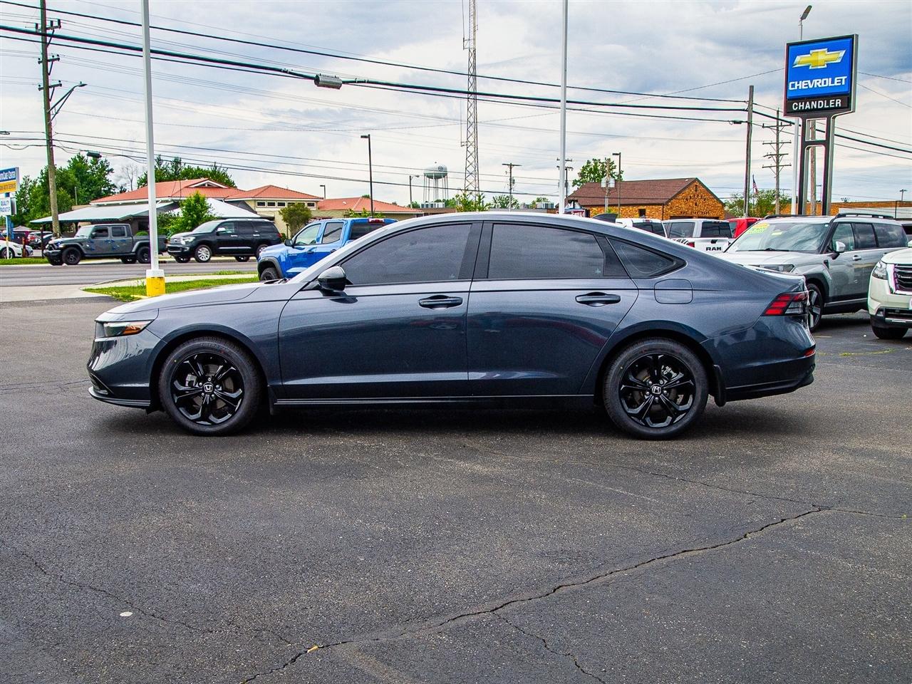 Honda Accord Sedan SE CVT 2025