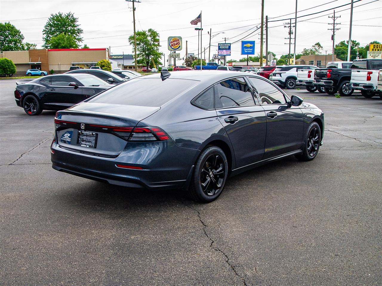 Honda Accord Sedan SE CVT 2025