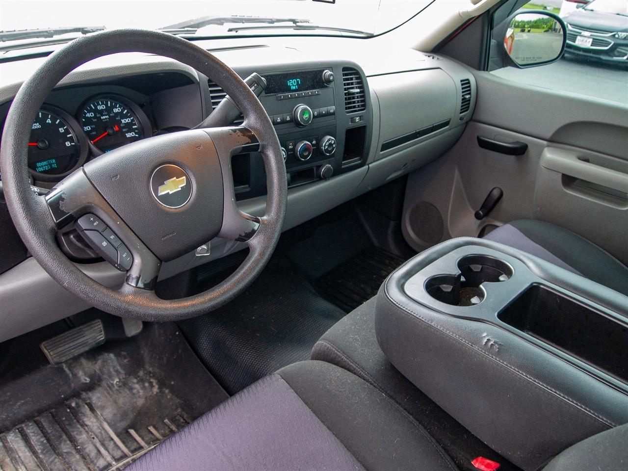 Chevrolet Silverado 1500 2WD Reg Cab 119.0" Work Truck 2013