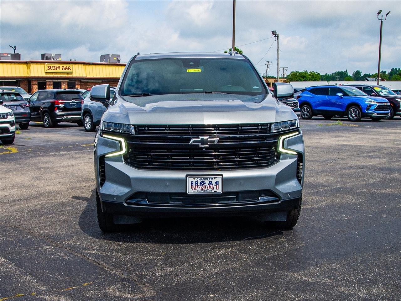 Chevrolet Suburban 4WD 4dr RST 2023