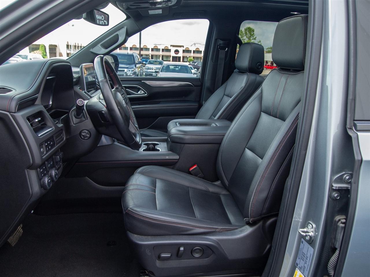 Chevrolet Suburban 4WD 4dr RST 2023