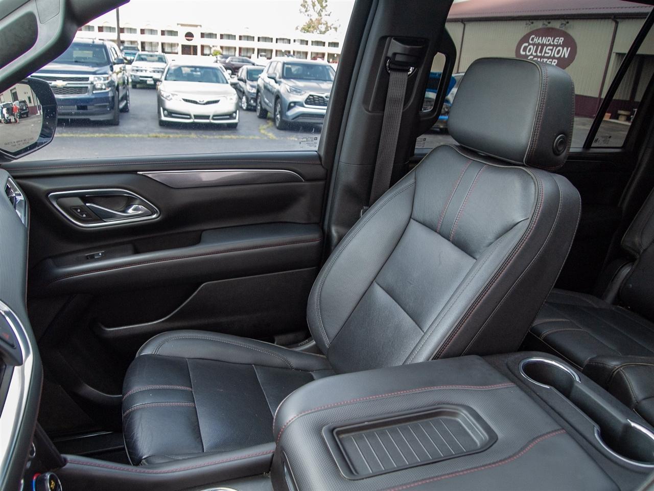 Chevrolet Suburban 4WD 4dr RST 2023