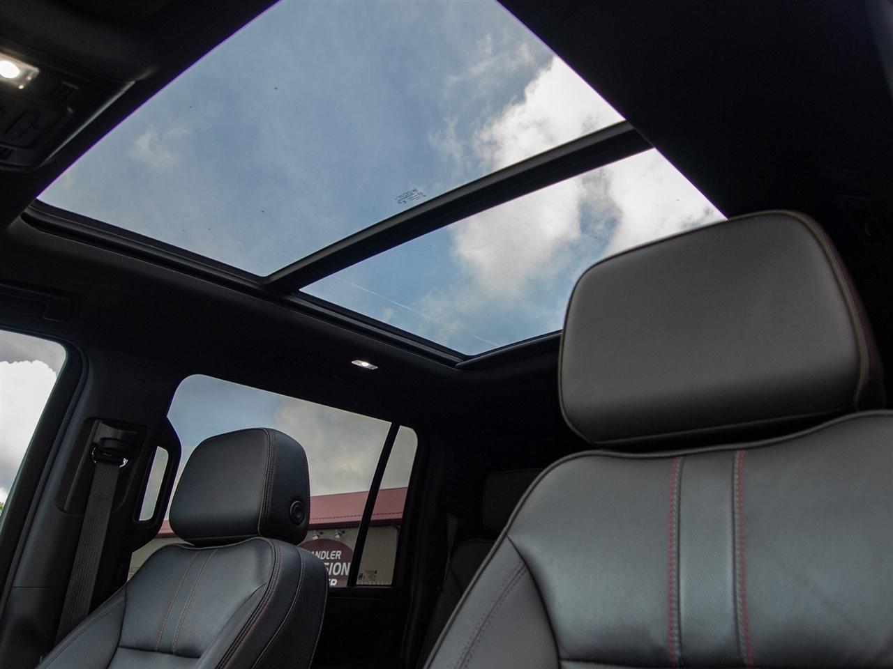 Chevrolet Suburban 4WD 4dr RST 2023