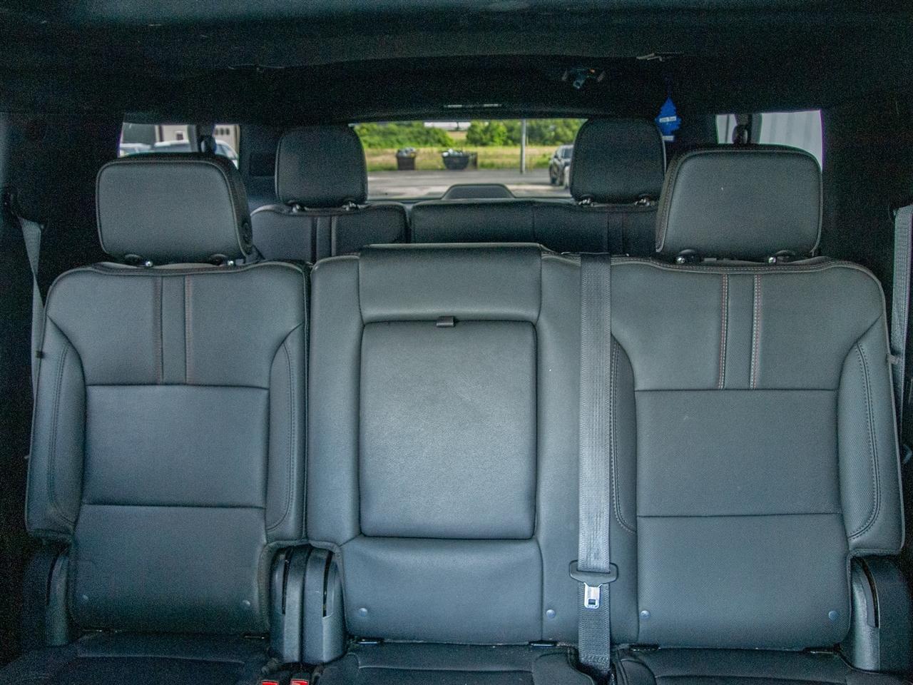 Chevrolet Suburban 4WD 4dr RST 2023