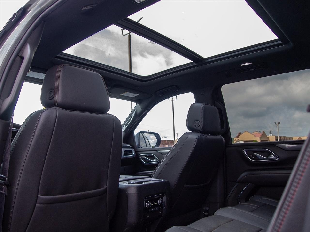 Chevrolet Suburban 4WD 4dr RST 2023