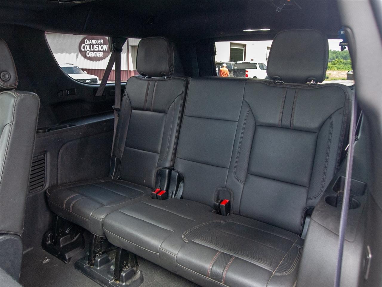 Chevrolet Suburban 4WD 4dr RST 2023