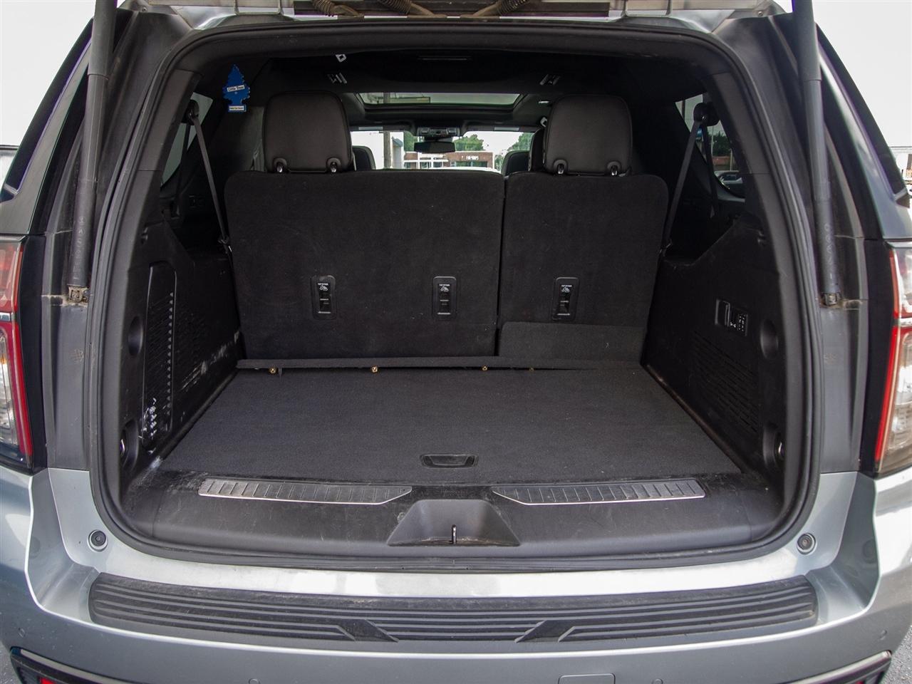 Chevrolet Suburban 4WD 4dr RST 2023