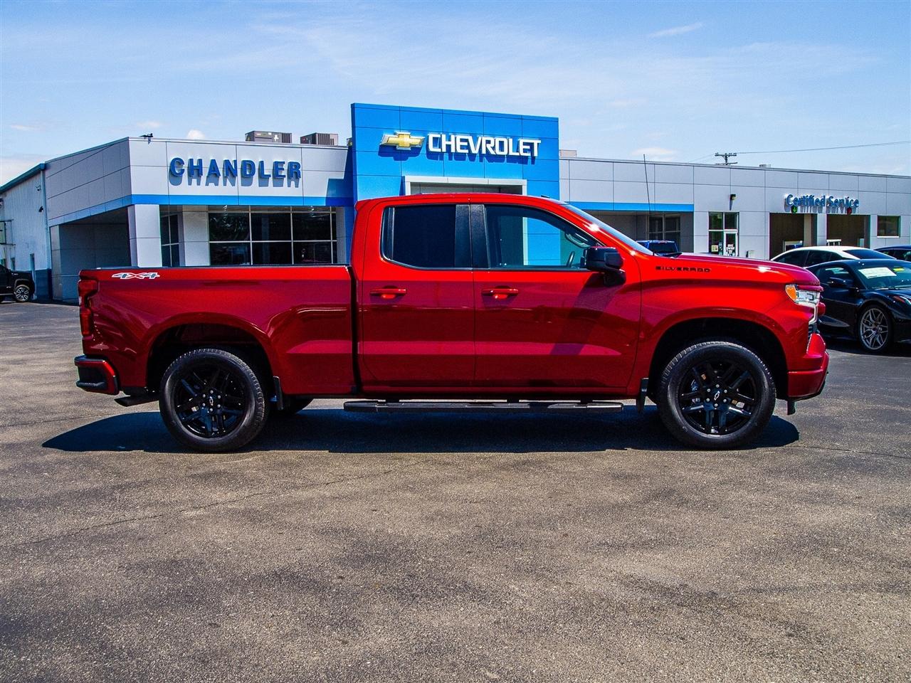 Chevrolet Silverado 1500 4WD Double Cab 147" RST 2023