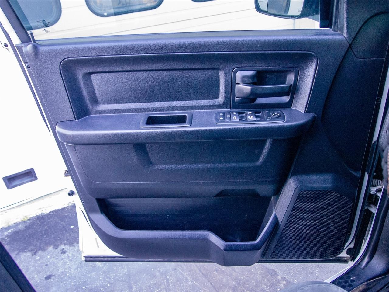 RAM 2500 4WD Crew Cab 149" Tradesman 2016