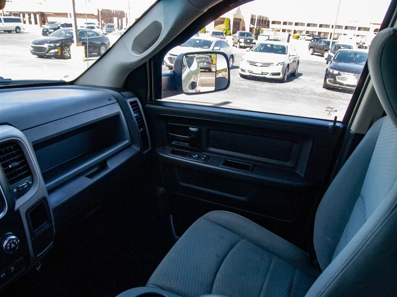 RAM 2500 4WD Crew Cab 149" Tradesman 2016