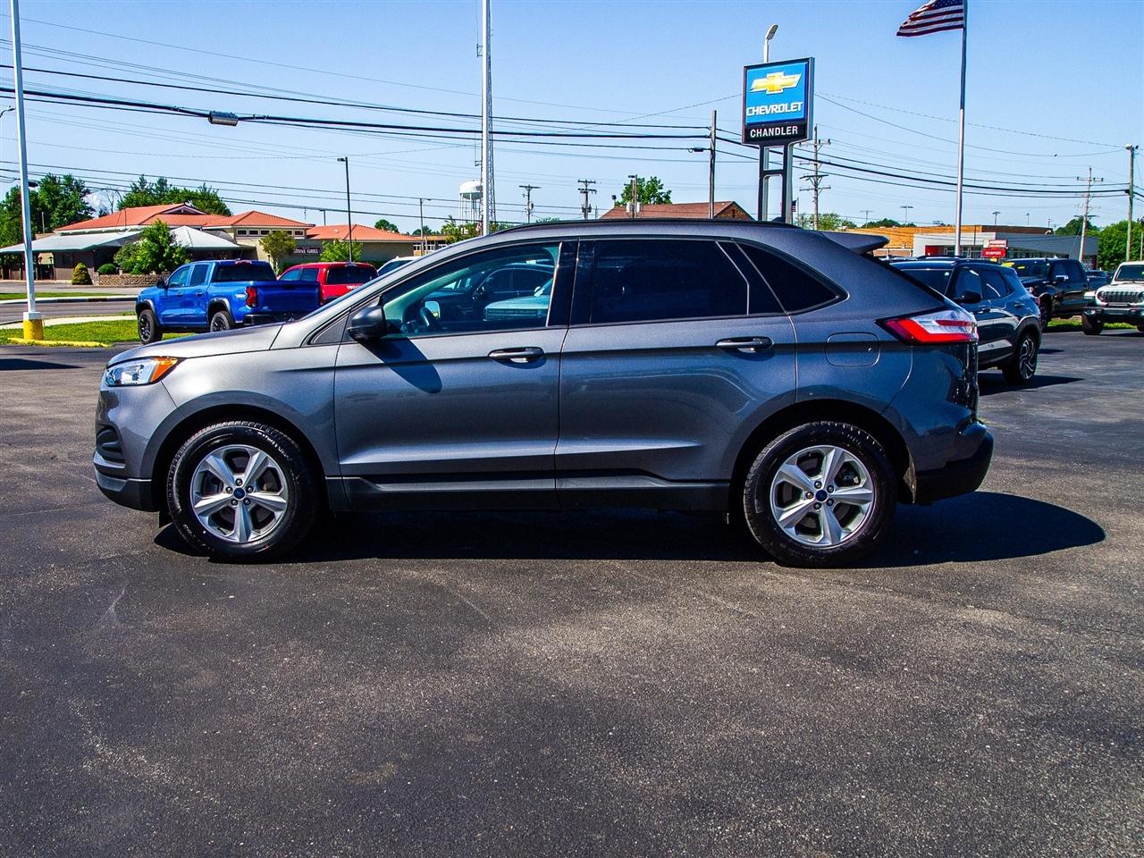 Ford Edge SE AWD 2022