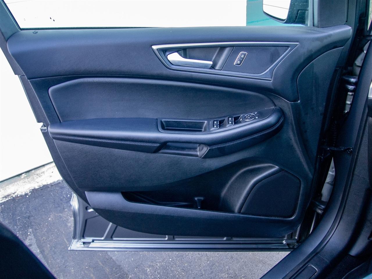 Ford Edge SE AWD 2022