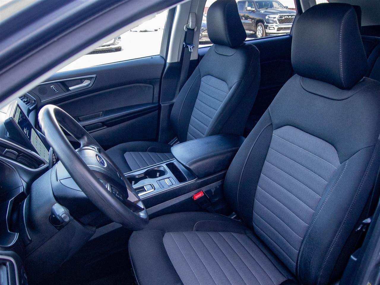 Ford Edge SE AWD 2022