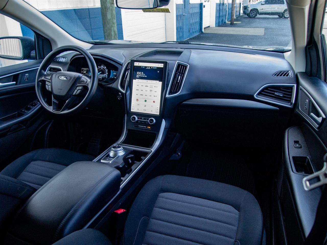 Ford Edge SE AWD 2022