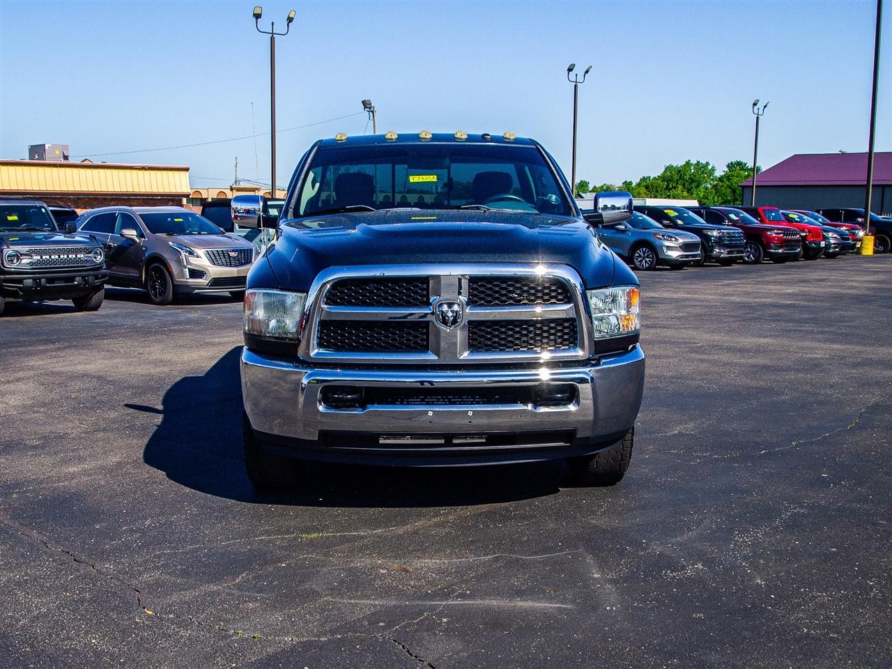 RAM 2500 4WD Reg Cab 140.5" Tradesman 2013