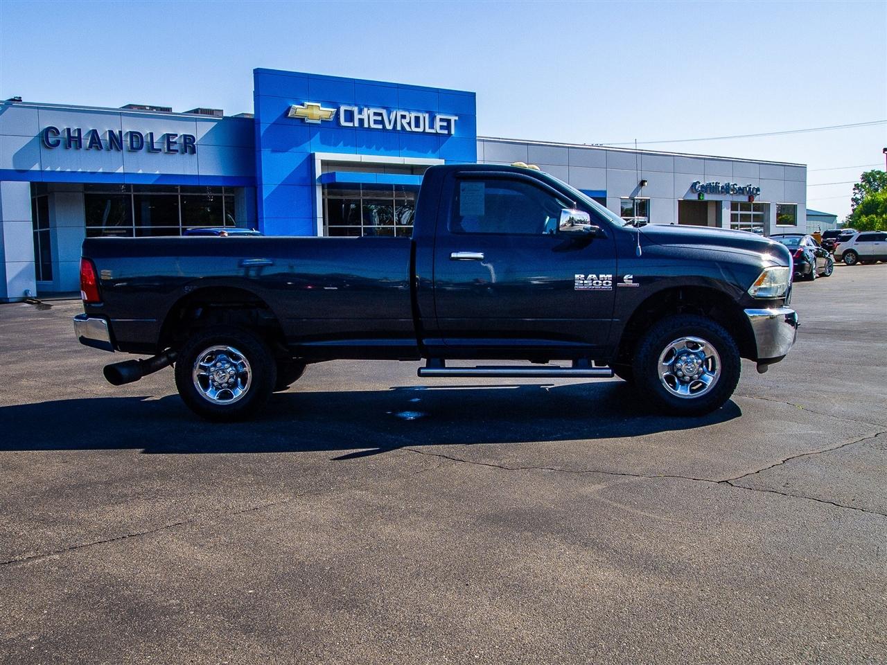 RAM 2500 4WD Reg Cab 140.5" Tradesman 2013