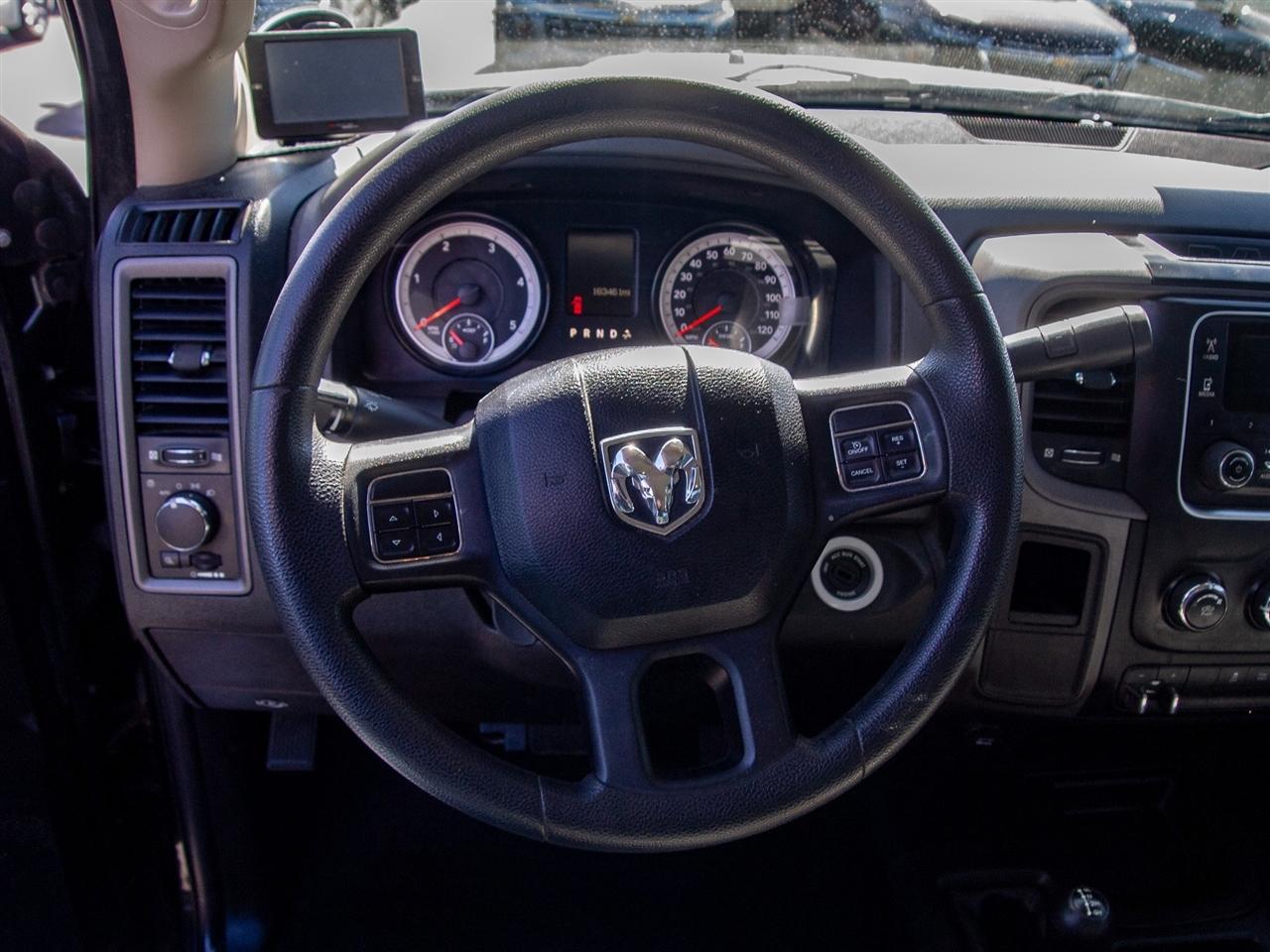 RAM 2500 4WD Reg Cab 140.5" Tradesman 2013