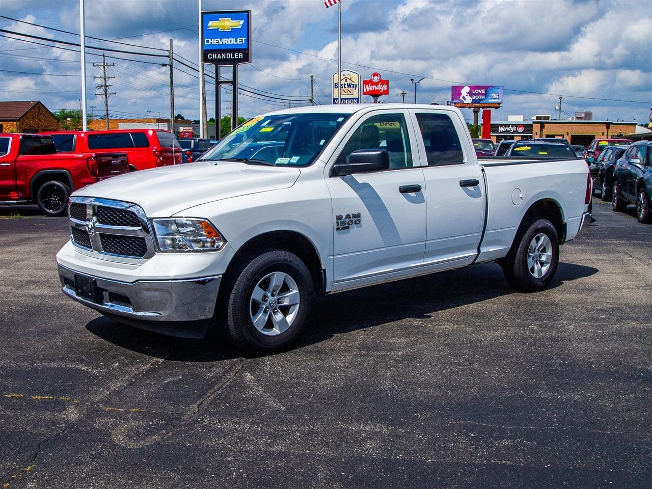 RAM 1500 Classic SLT 4x4 Quad Cab 6'4" Box 2024