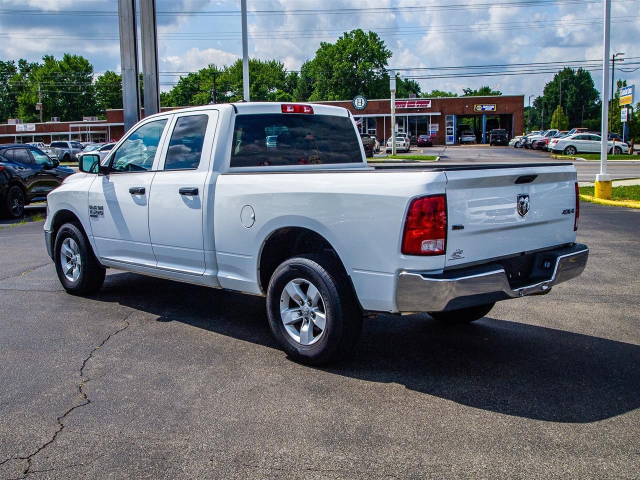 RAM 1500 Classic SLT 4x4 Quad Cab 6'4" Box 2024