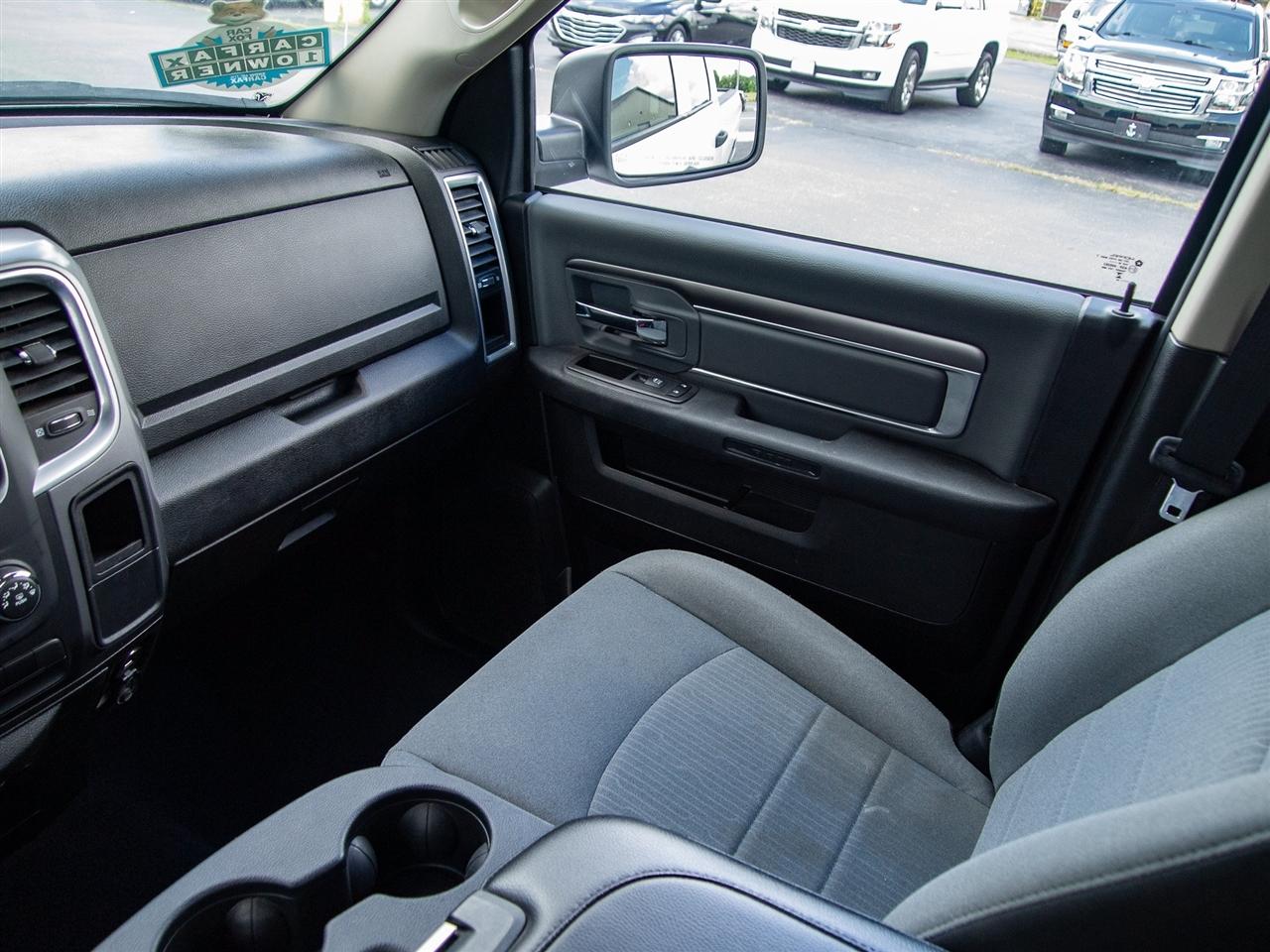 RAM 1500 Classic SLT 4x4 Quad Cab 6'4" Box 2024