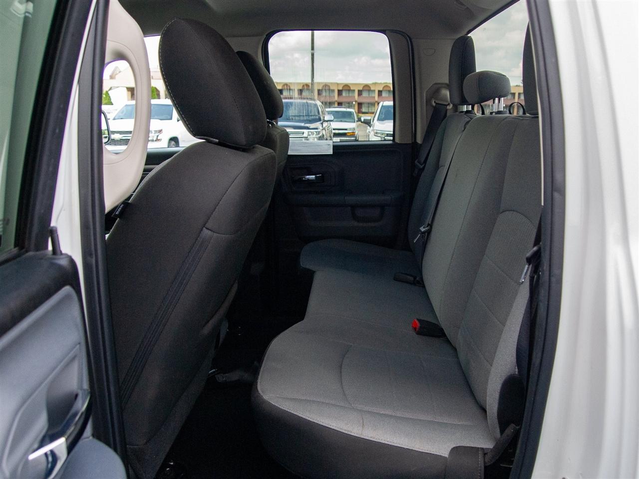 RAM 1500 Classic SLT 4x4 Quad Cab 6'4" Box 2024