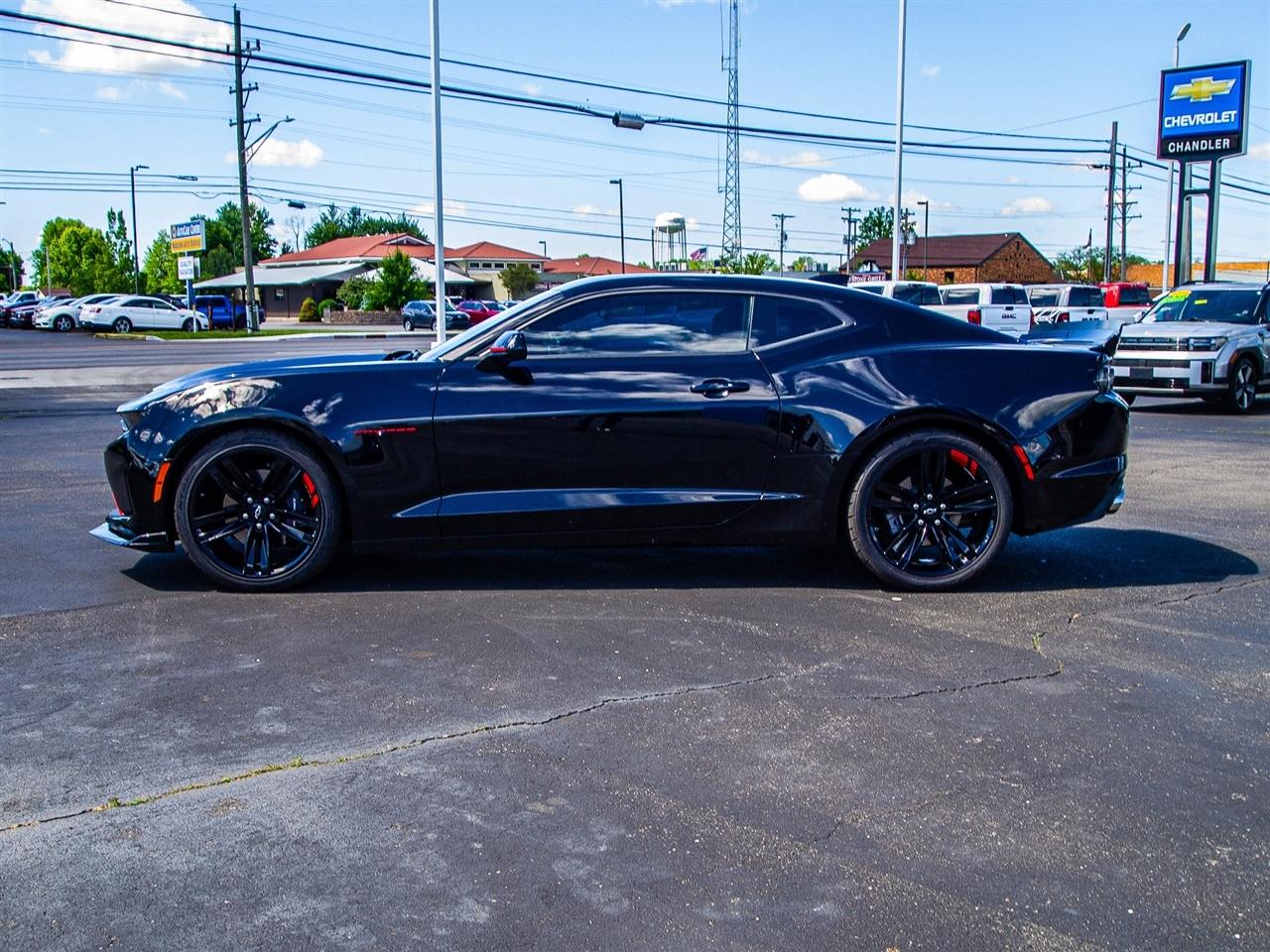 Chevrolet Camaro 2dr Cpe LT1 2022