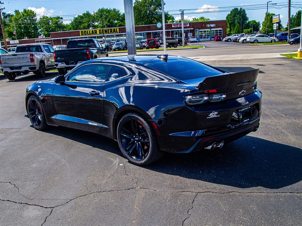 Chevrolet Camaro 2dr Cpe LT1 2022