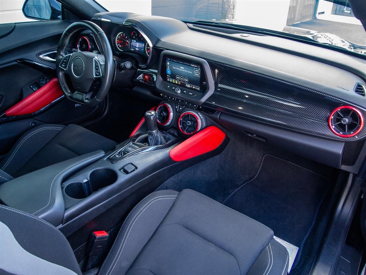 Chevrolet Camaro 2dr Cpe LT1 2022