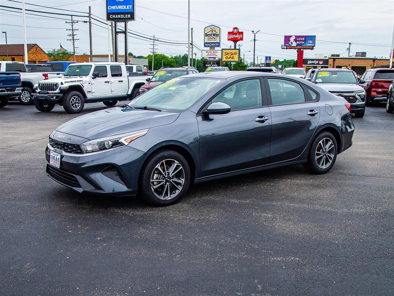 Kia Forte LXS IVT 2024