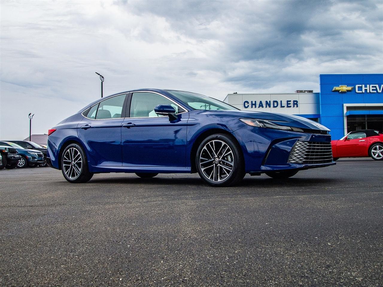 Toyota Camry XLE (Natl) 2025