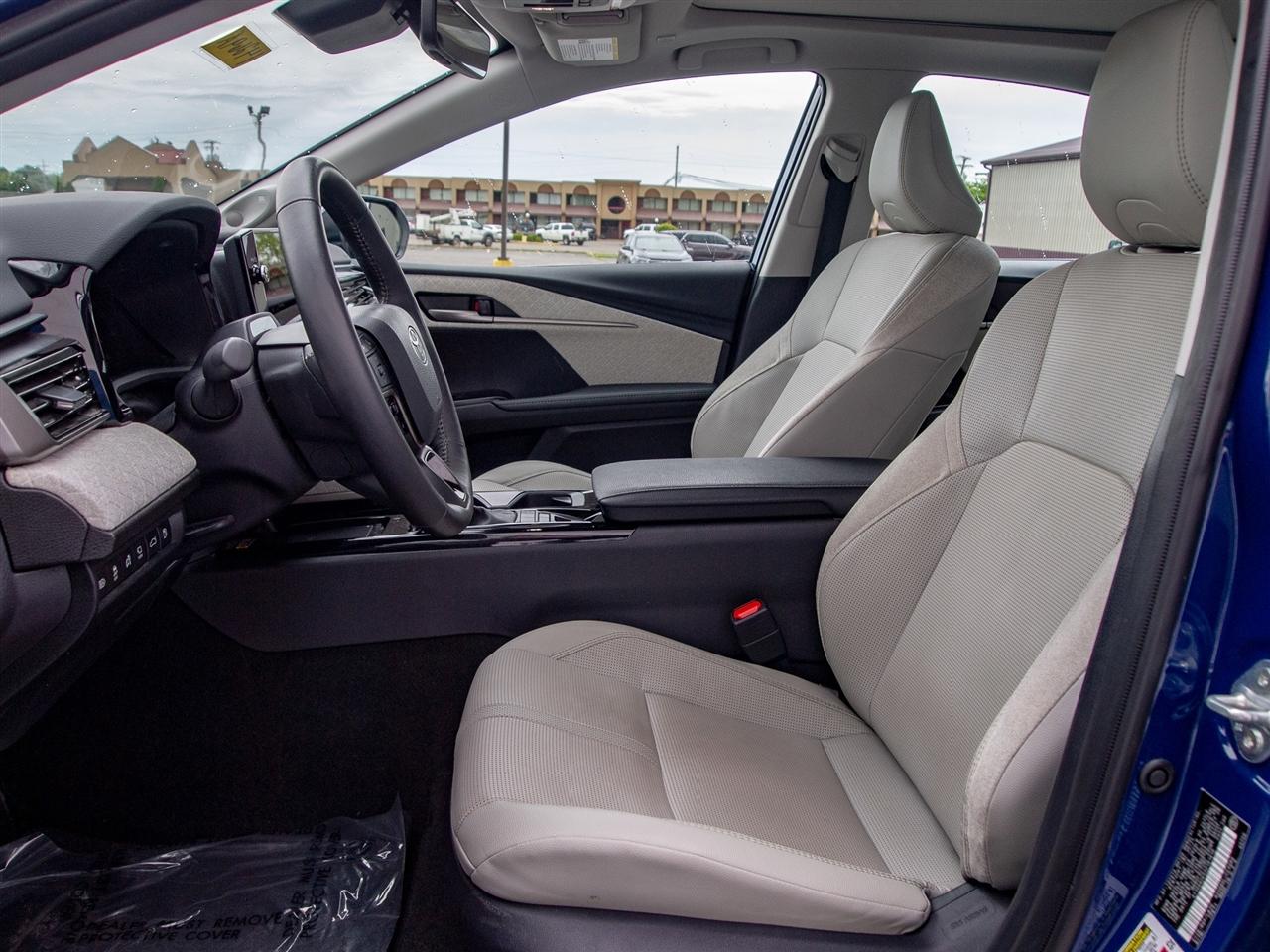 Toyota Camry XLE (Natl) 2025