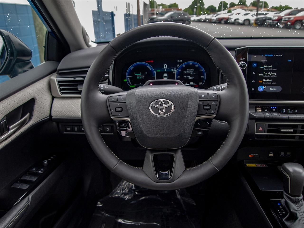 Toyota Camry XLE (Natl) 2025