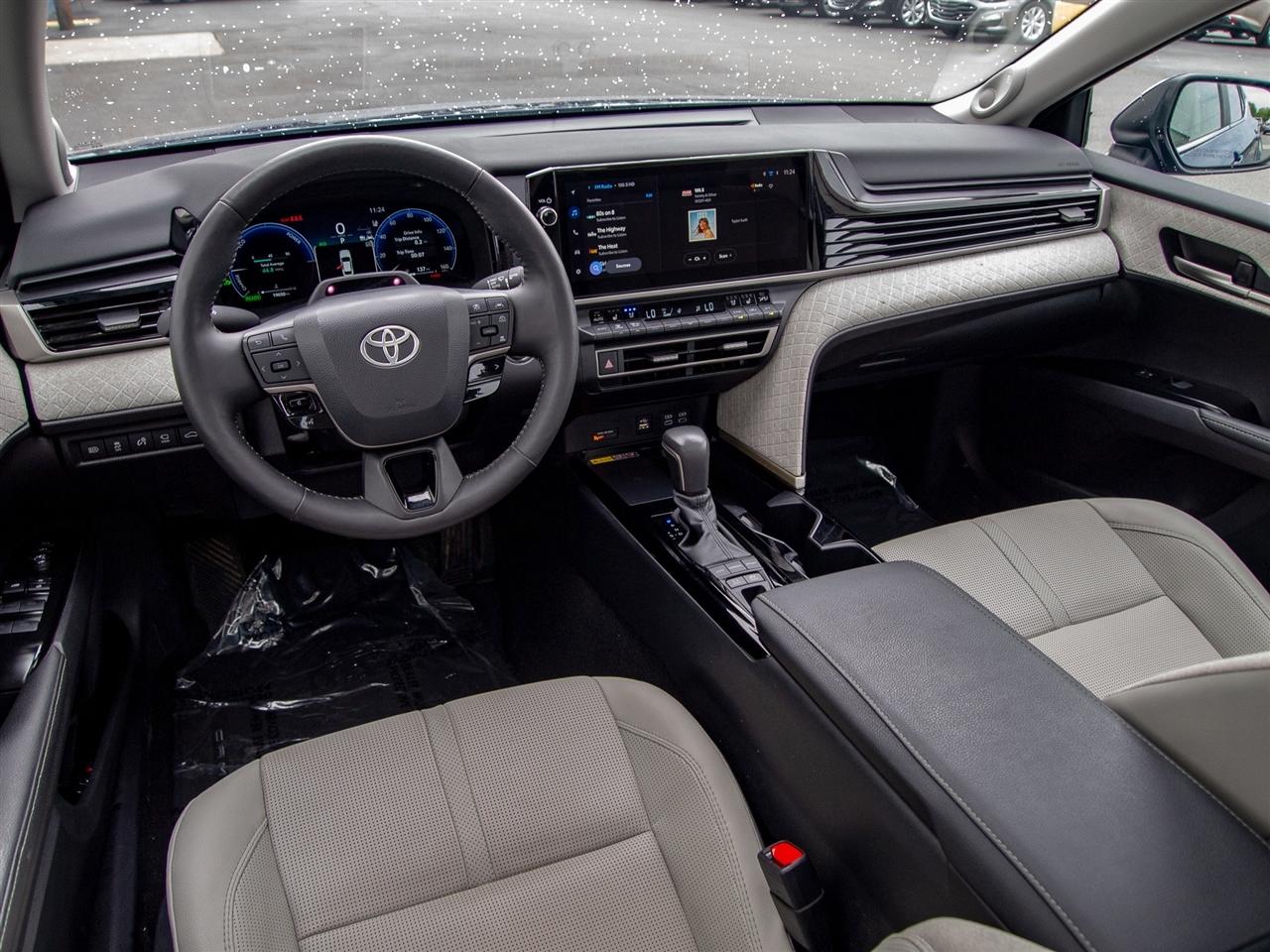 Toyota Camry XLE (Natl) 2025