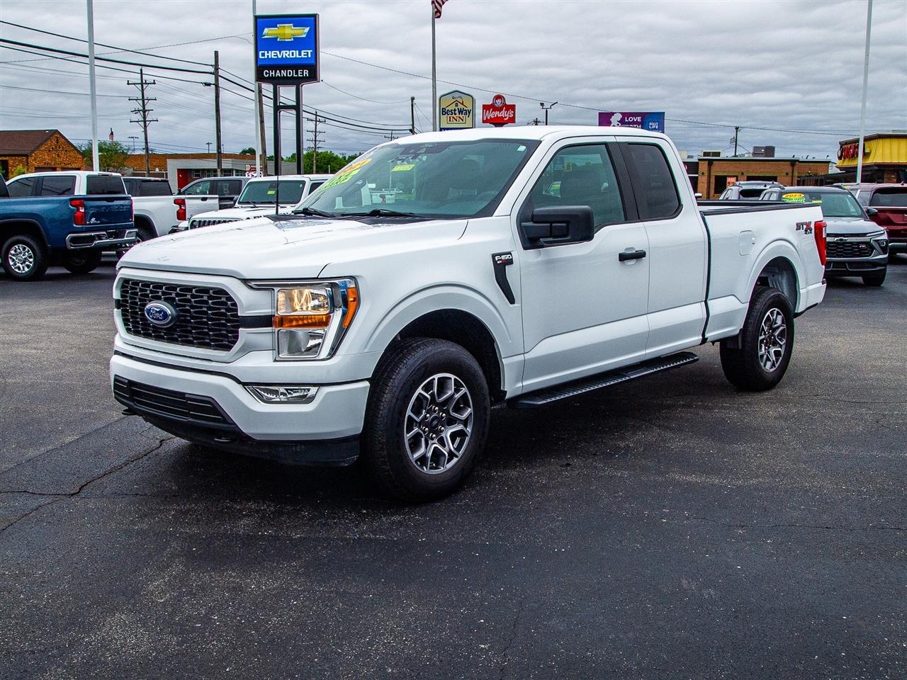 Ford F-150 XLT 4WD SuperCab 6.5' Box 2021
