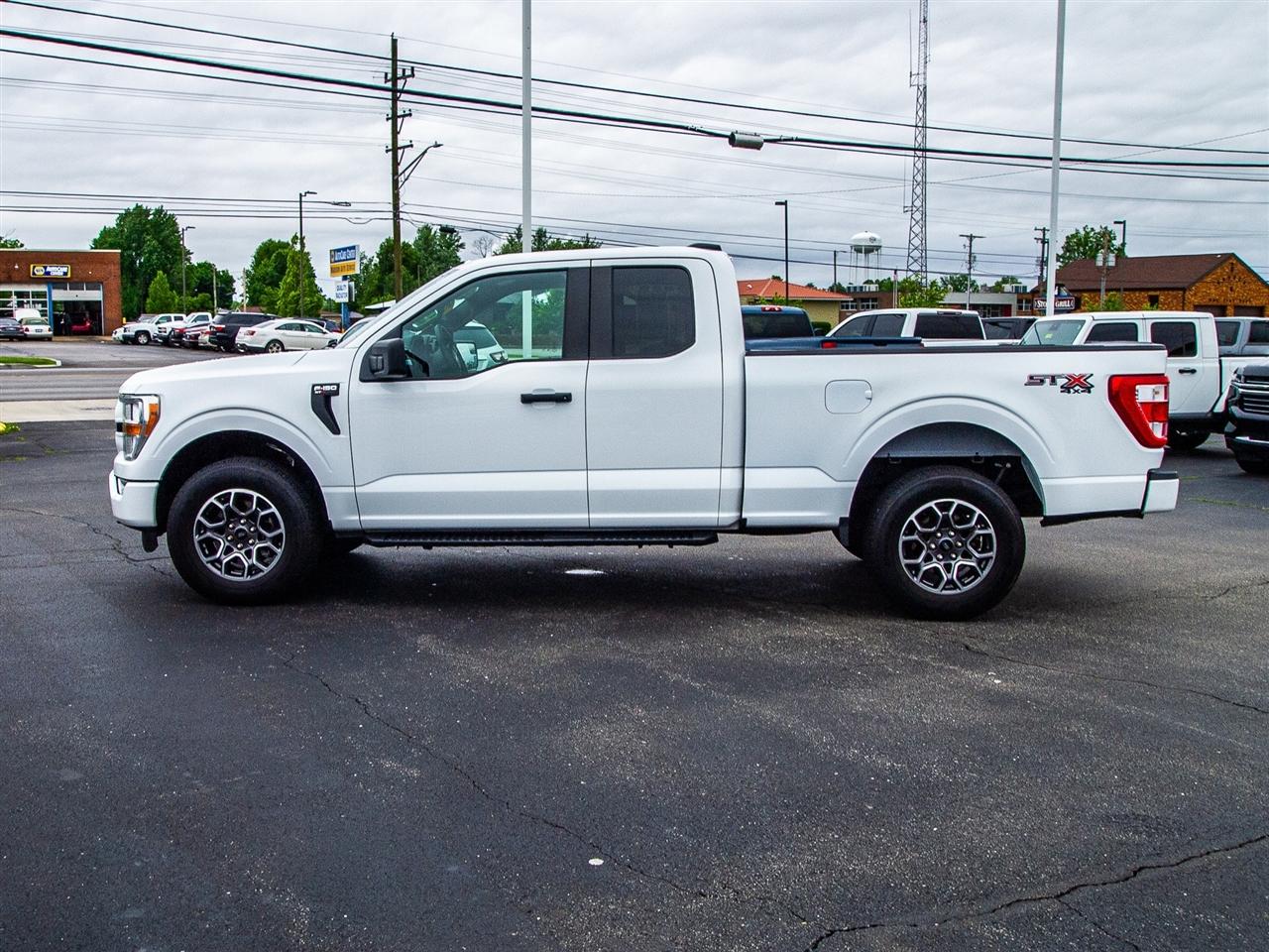 Ford F-150 XLT 4WD SuperCab 6.5' Box 2021