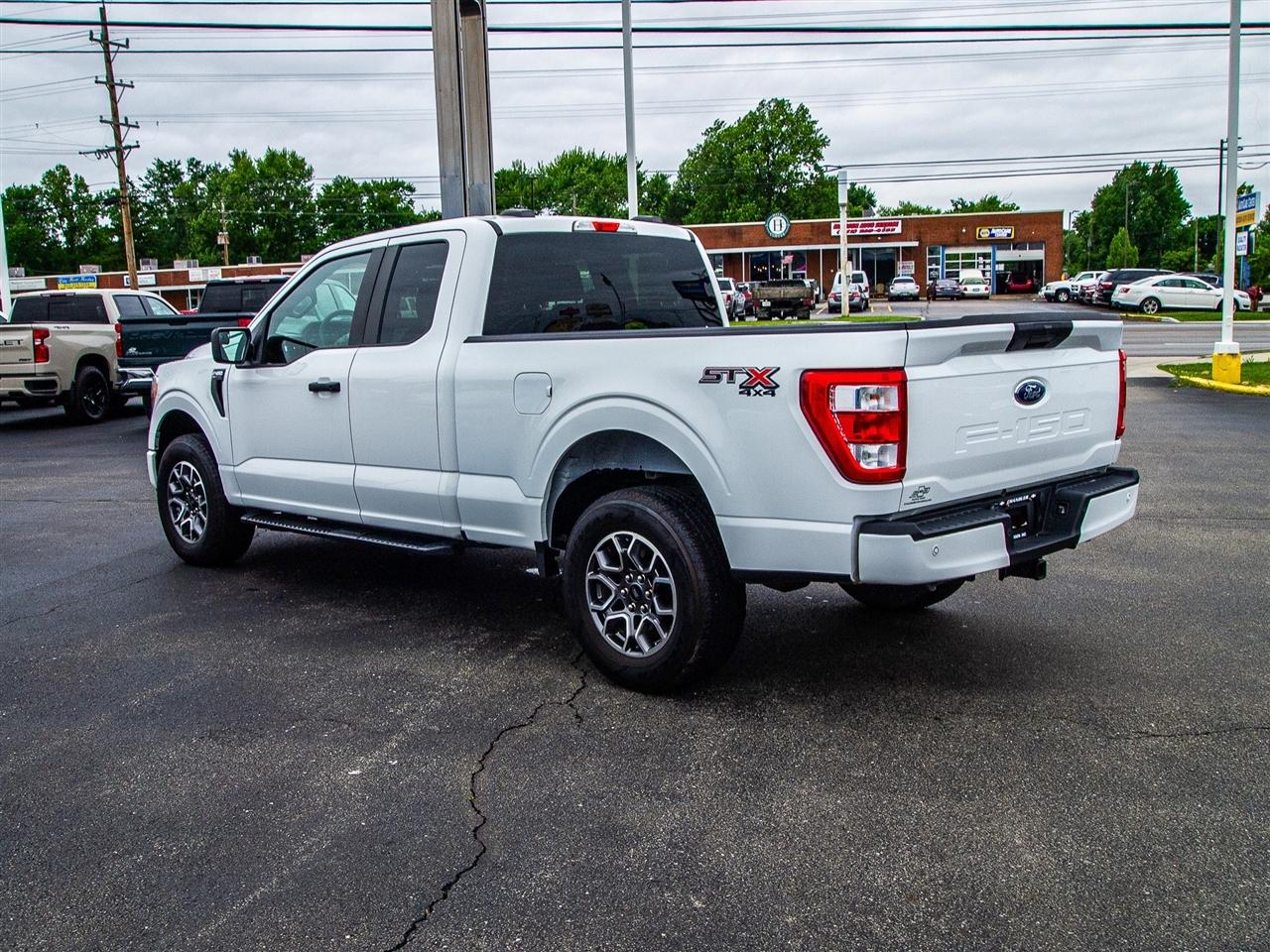 Ford F-150 XLT 4WD SuperCab 6.5' Box 2021
