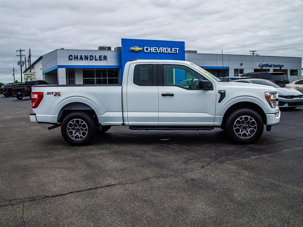 Ford F-150 XLT 4WD SuperCab 6.5' Box 2021