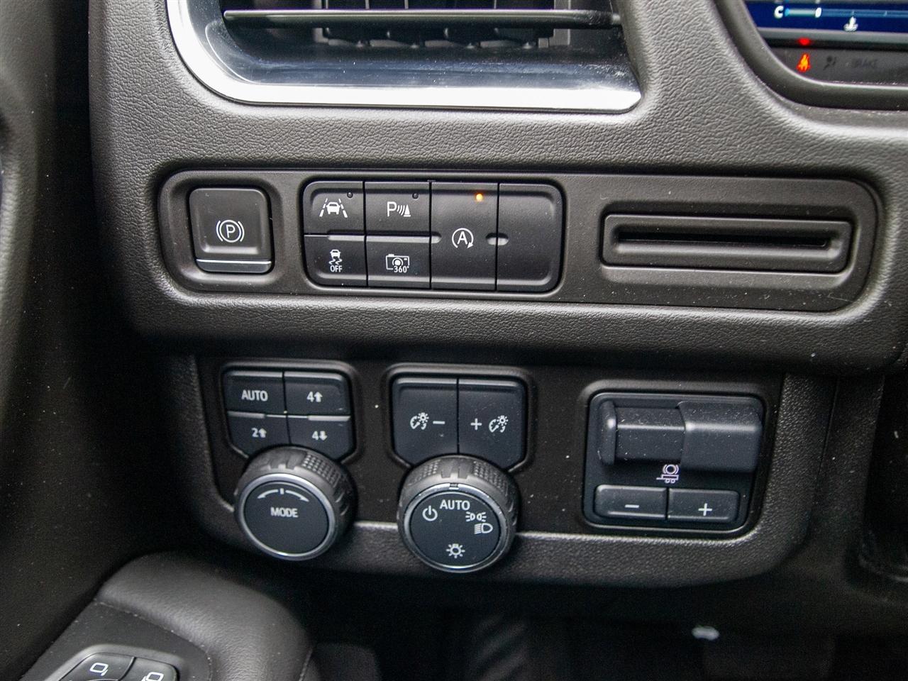 Chevrolet Tahoe 4WD 4dr LT 2023