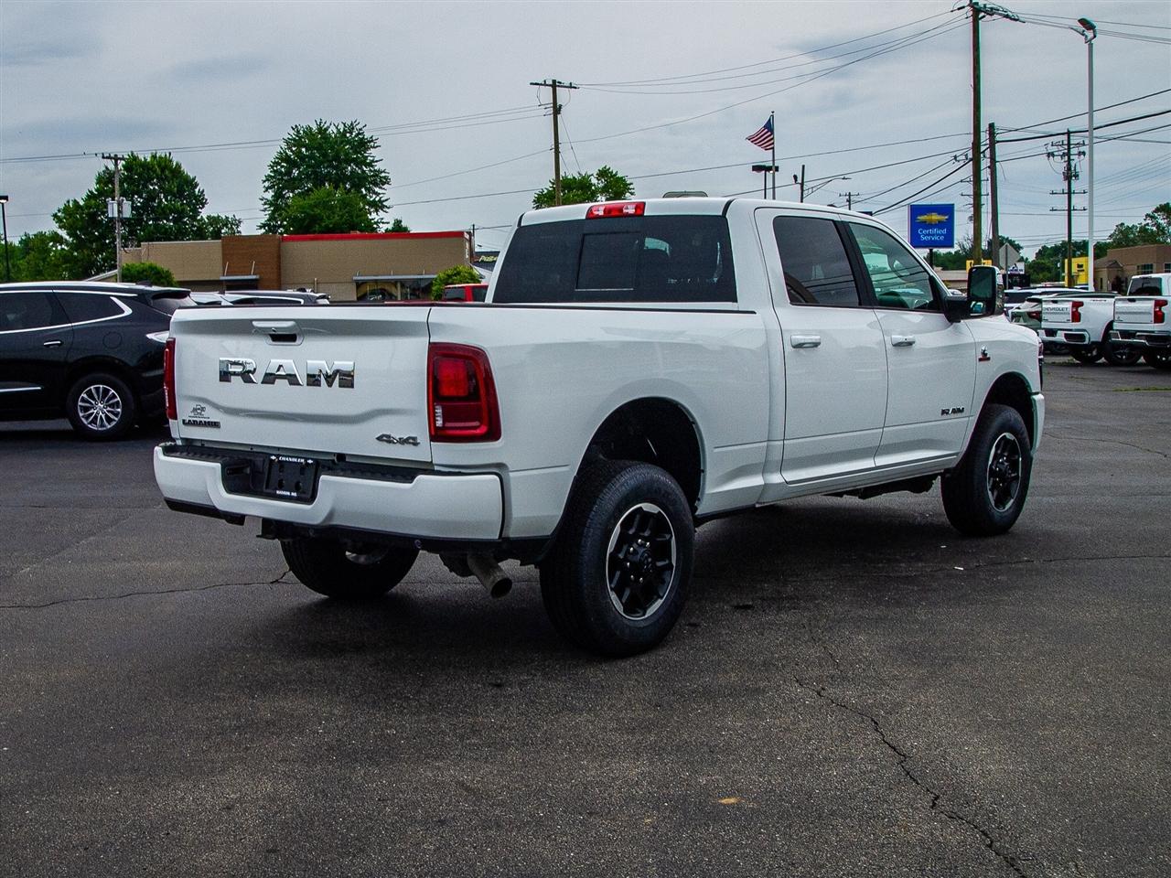 RAM 2500 Laramie 4x4 Crew Cab 6'4" Box 2026