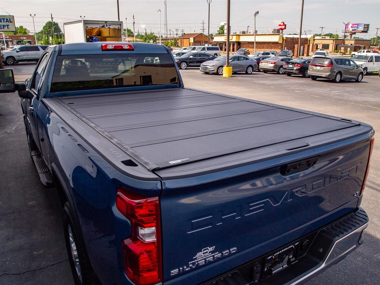 Chevrolet Silverado 2500HD 4WD Reg Cab 142" LT 2024