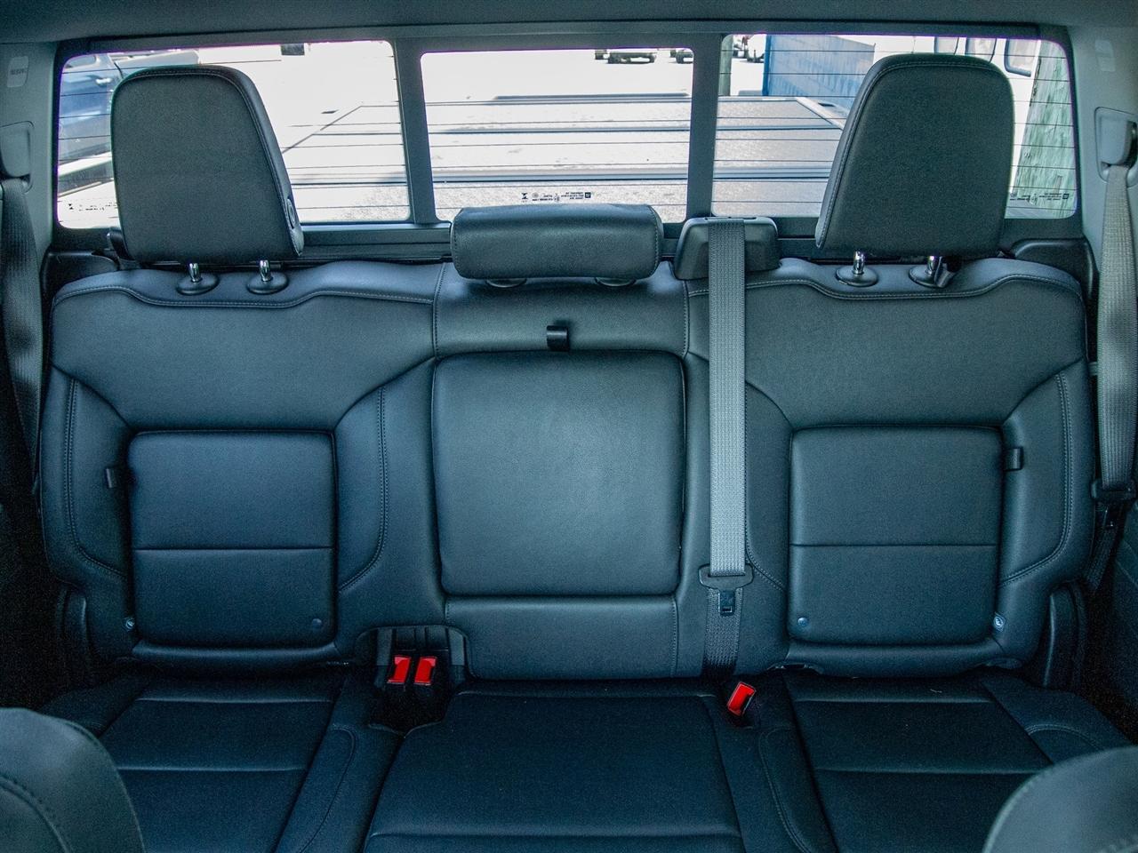 Chevrolet Silverado 1500 4WD Crew Cab 157" LT Trail Boss 2025