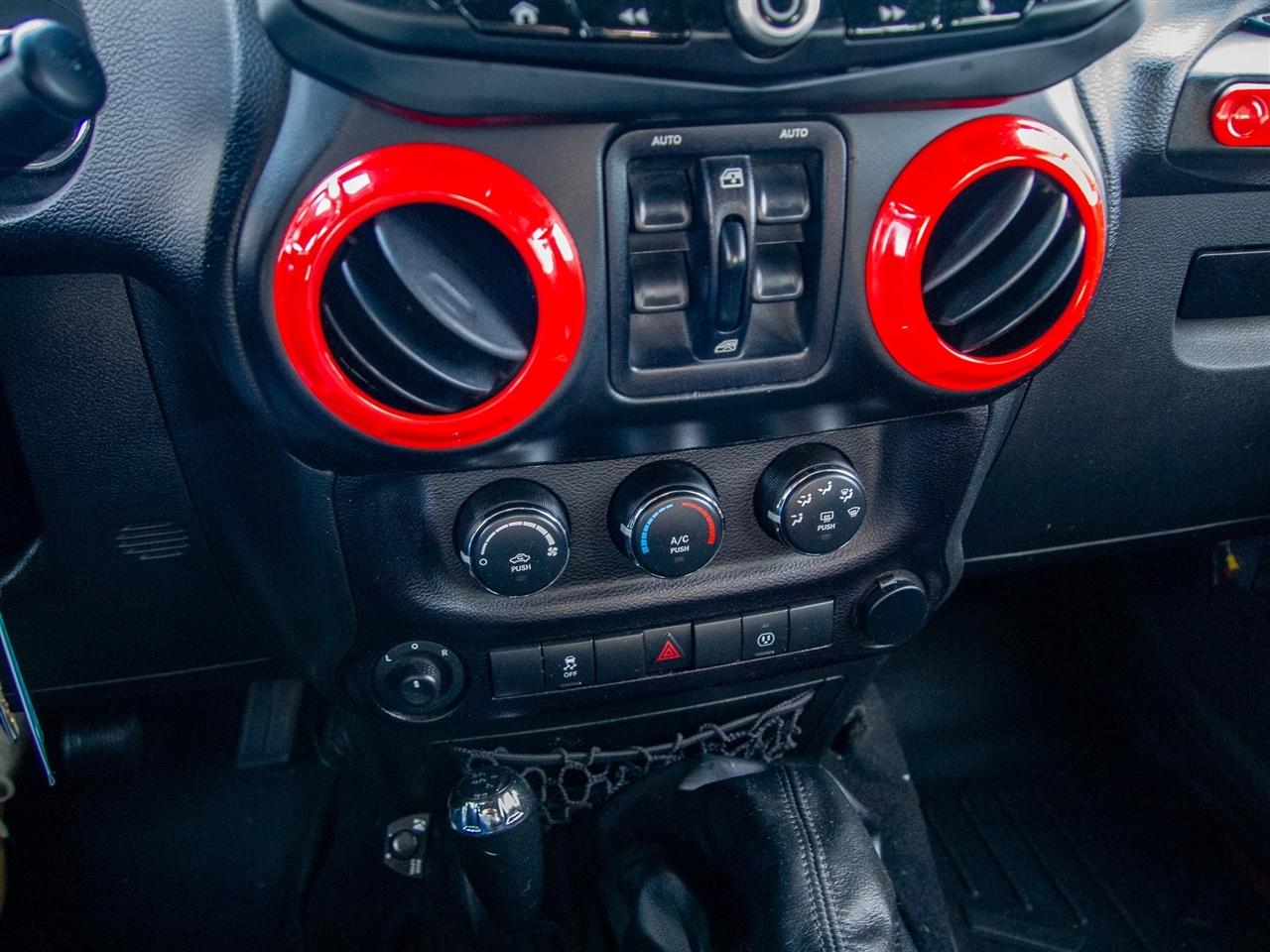 Jeep Wrangler Unlimited 4WD 4dr Rubicon 2015