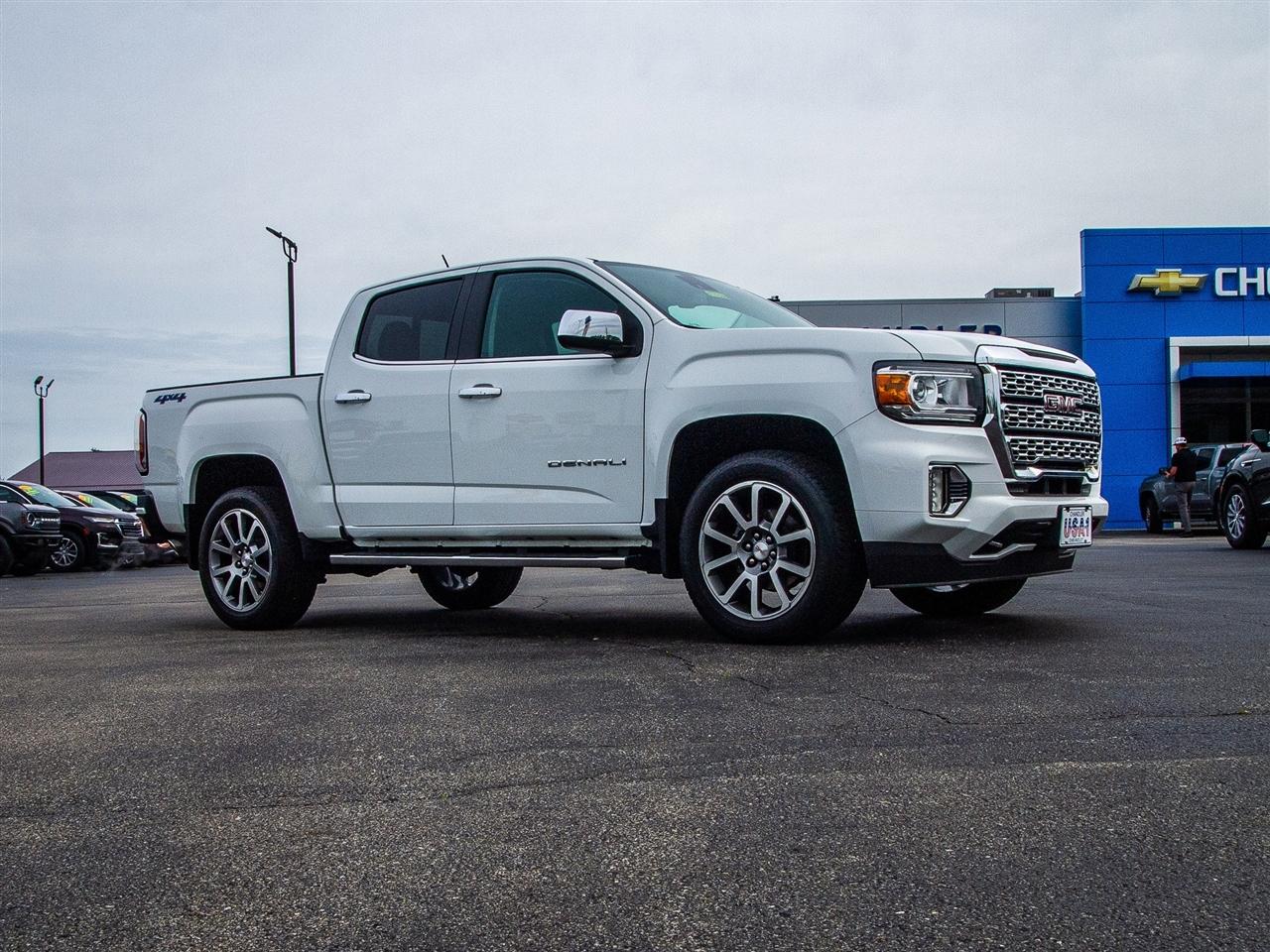 GMC Canyon 4WD Crew Cab 128" Denali 2022