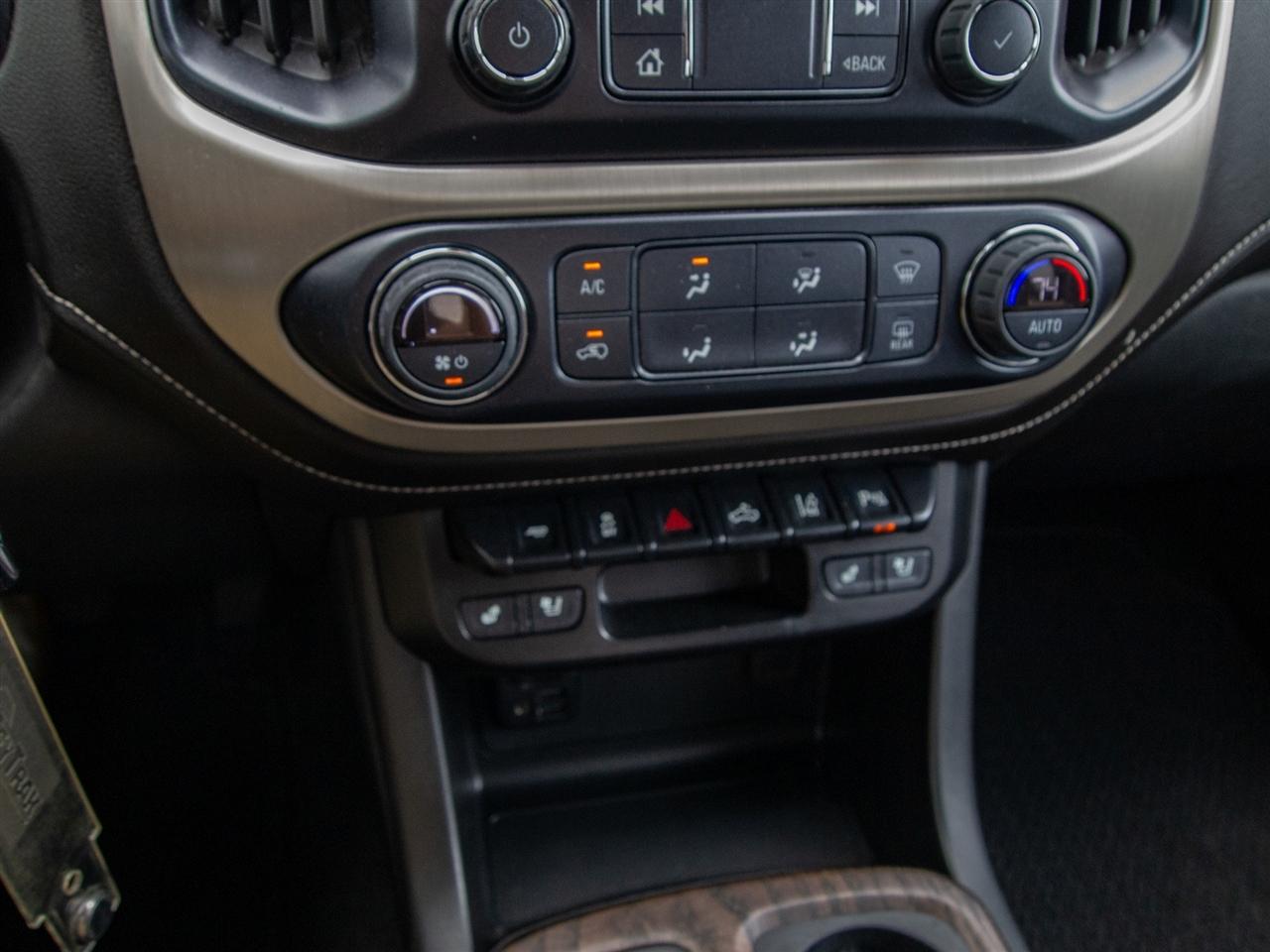 GMC Canyon 4WD Crew Cab 128" Denali 2022