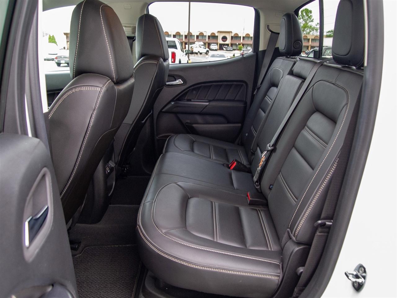 GMC Canyon 4WD Crew Cab 128" Denali 2022