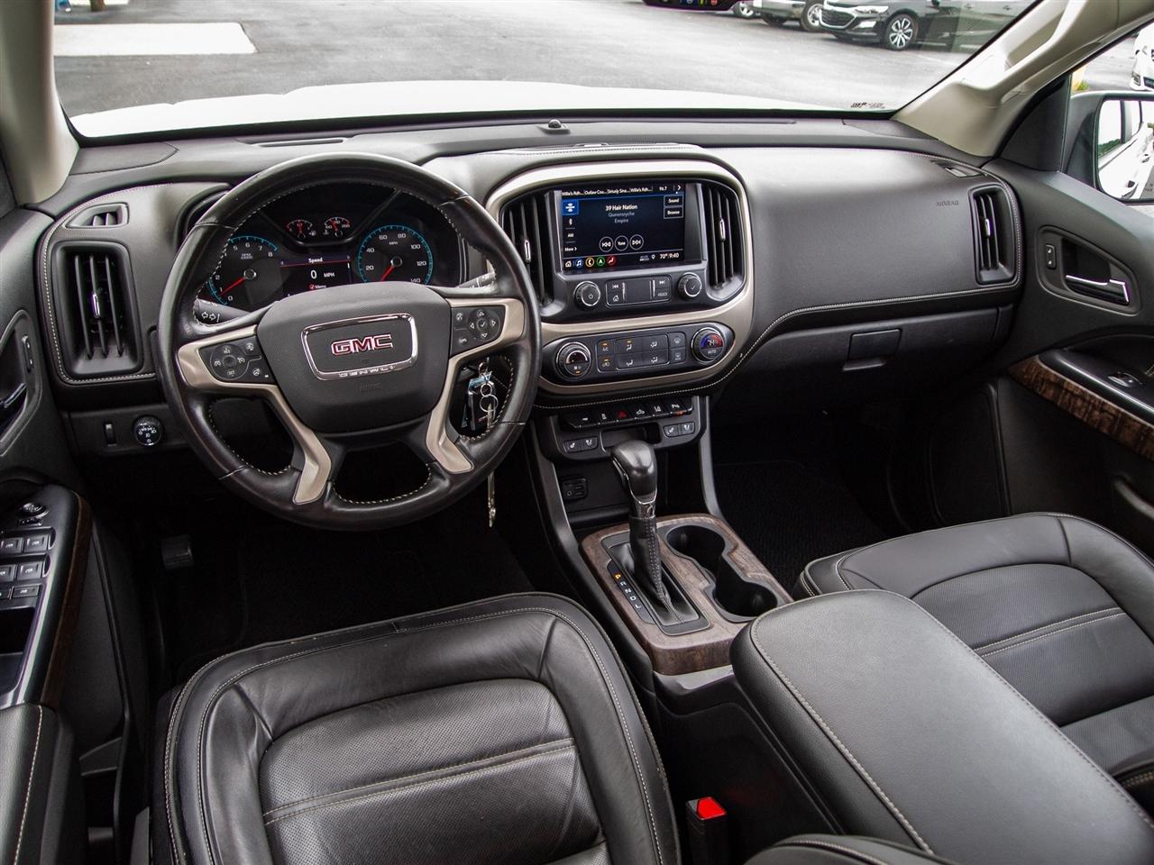 GMC Canyon 4WD Crew Cab 128" Denali 2022