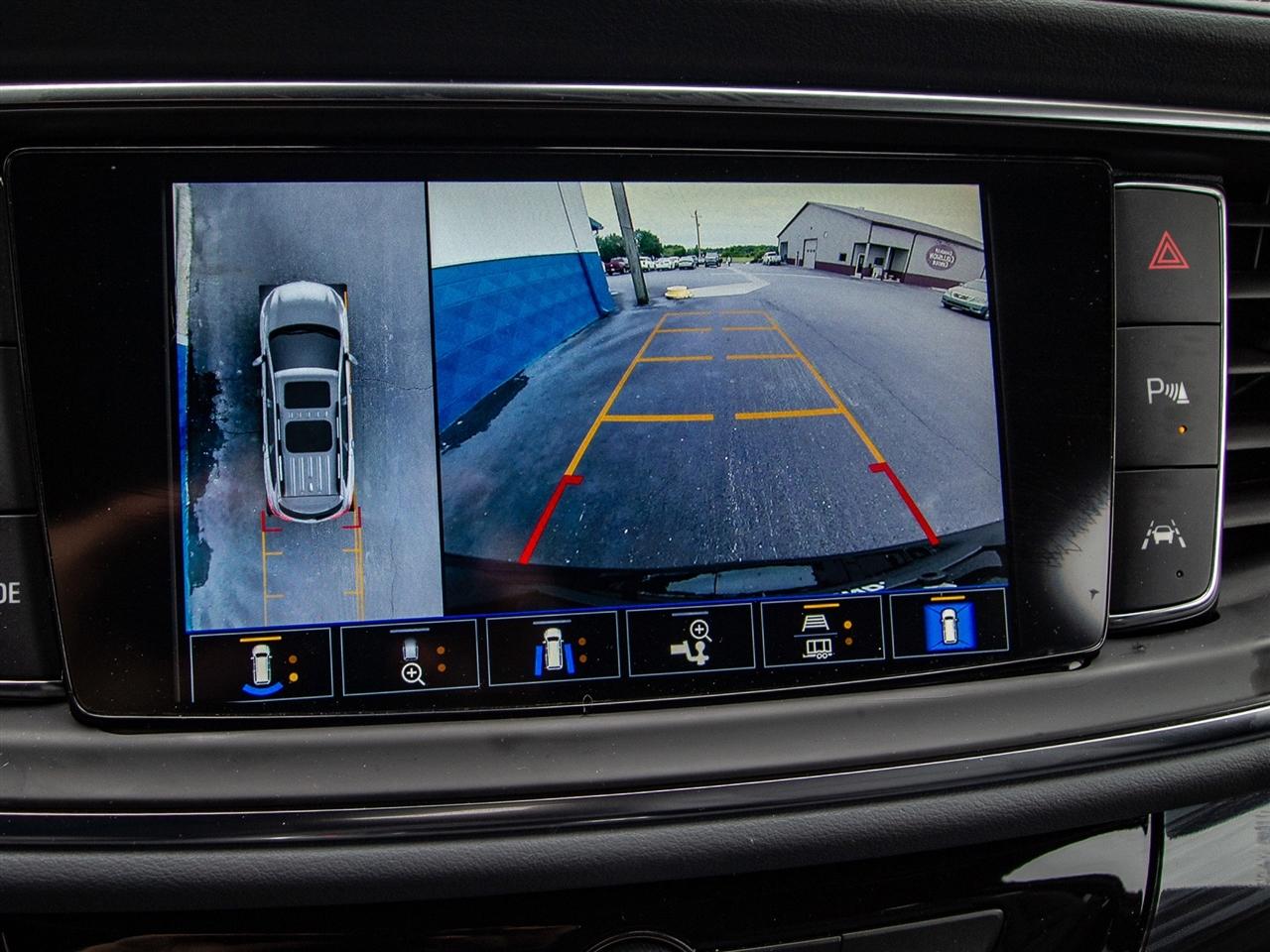 Buick Enclave FWD 4dr Essence 2024