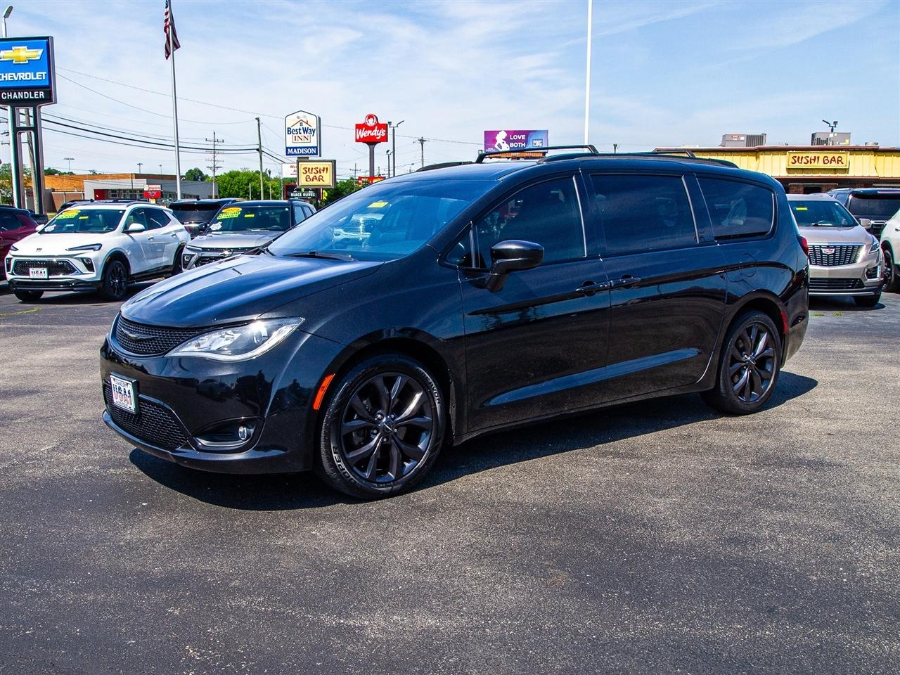 Chrysler Pacifica Touring Plus FWD 2018